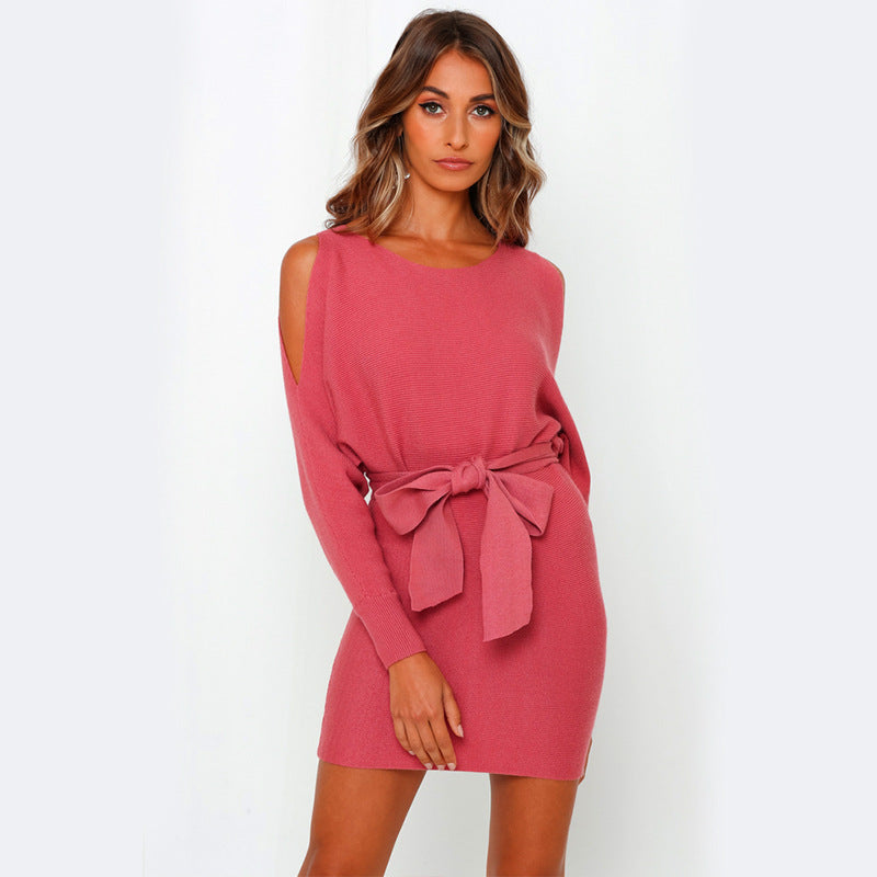 Long-sleeved lace-up hip dress